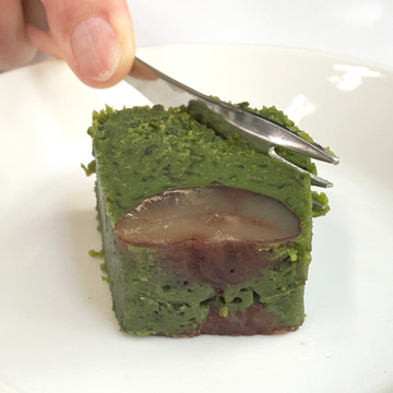 濃厚な抹茶と栗の旨みが堪らない極上スイーツ