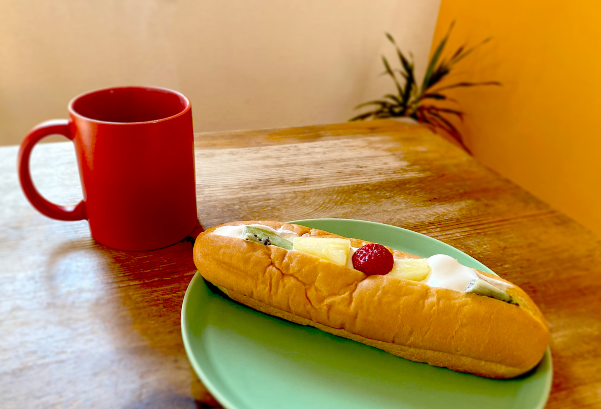 お手軽フルーツサンドで贅沢な朝ごはん