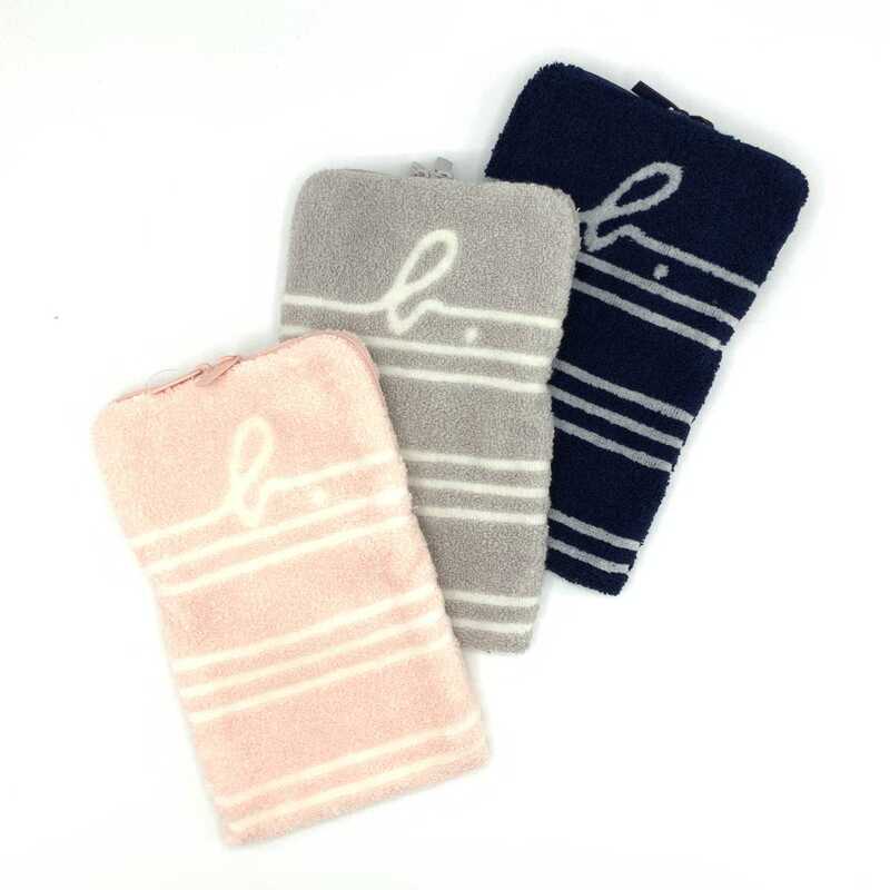 アニエスベー　ファスナー付きタオル　ボーダー