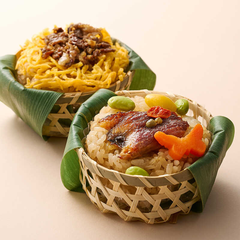 【敬老の日】（ＵＷＩ－５０）鰻の飯蒸しと和牛の飯蒸しの詰合せ