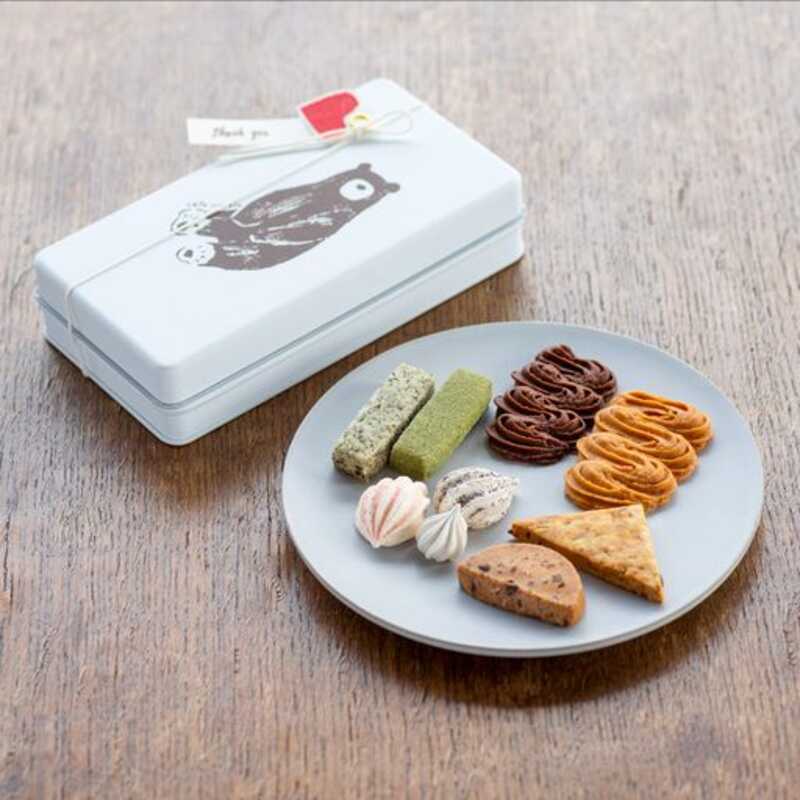 クマのクッキー缶　