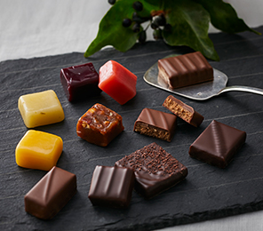 〈メゾン・ルルー〉