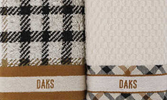 DAKS