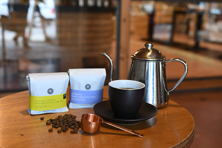 【2本セット】銀座Grand Cru Café 最高級パナマゲイシャ コーヒー豆 銀座 Grand Cru Café 最高級パナマゲイシャコーヒー豆（2本