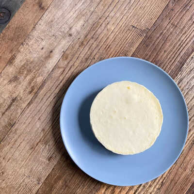 レアチーズケーキ【ホールサイズ】