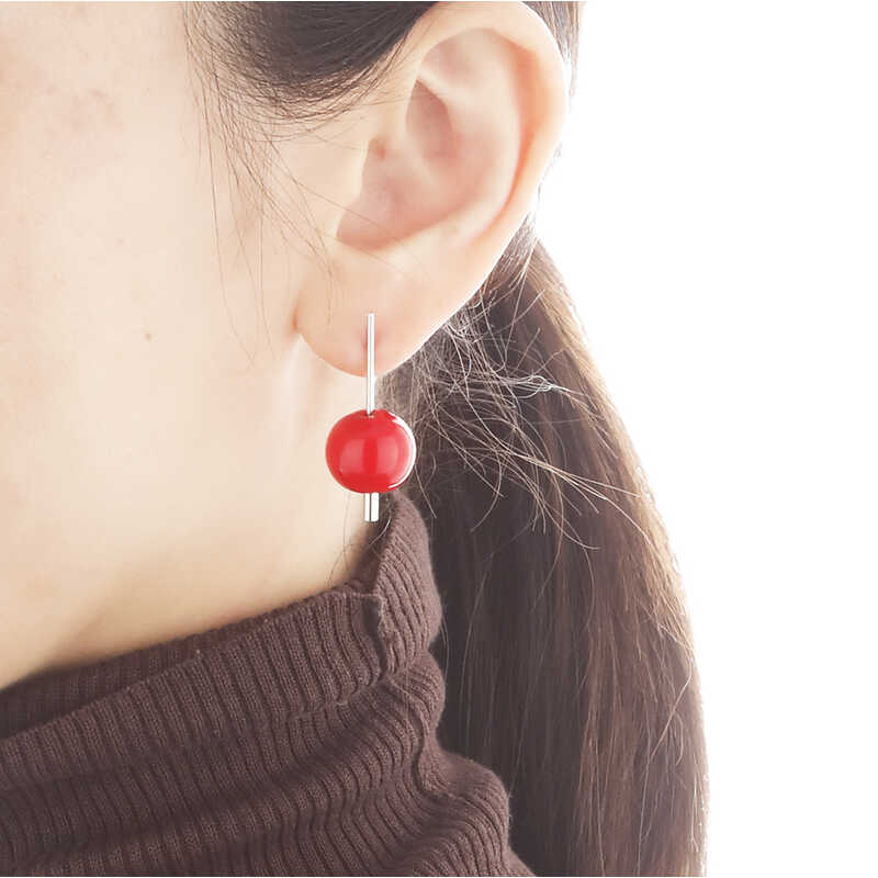 レッドマーブルピアス