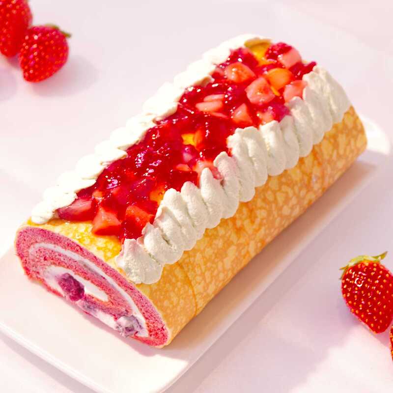 ＜大丸松坂屋＞ petite fraise（プチフレーズ） 【母の日】3種のベリーのロールケーキ