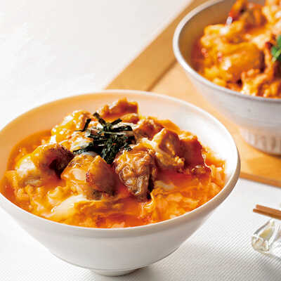 炭火伊達鶏の親子丼の具（原了郭黒七味小袋付）