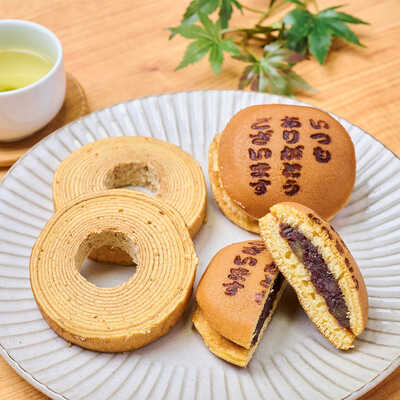 【敬老の日】掛紙付　ありがとうみつ豆どら焼きとみかん蜂蜜バウムクーヘン　