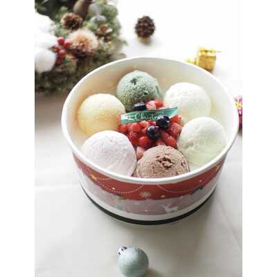 フレッシュ苺&搾りたてミルクと6種のジェラートのクリスマスケーキ