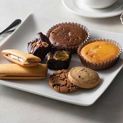 【XS】ホテルオークラスイーツギフト 13個