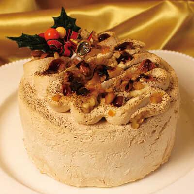 紅茶香る木の実のケーキ