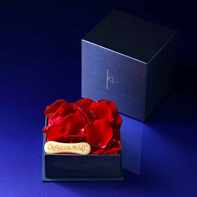 【大丸札幌店店頭受取ケーキ１２月２４日受取り】ローズ・ド・ノエル　プレゼントＢＯＸ