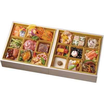 ｔｅａｔｒｏ　ｄｉ　ｍａｓｓａ　×　果皮と餡　×　＆ＰＡＮ　３店舗コラボおせち《二段重》（２～３人用）