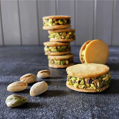 人気定番の ピスタチオバターサンド 8個セット｜大丸松坂屋オンライン 菓子