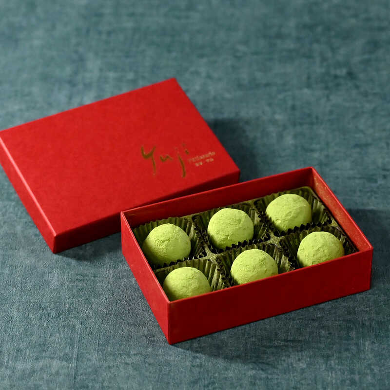 「パティスリーYuji」 究極の抹茶トリュフ 6個入