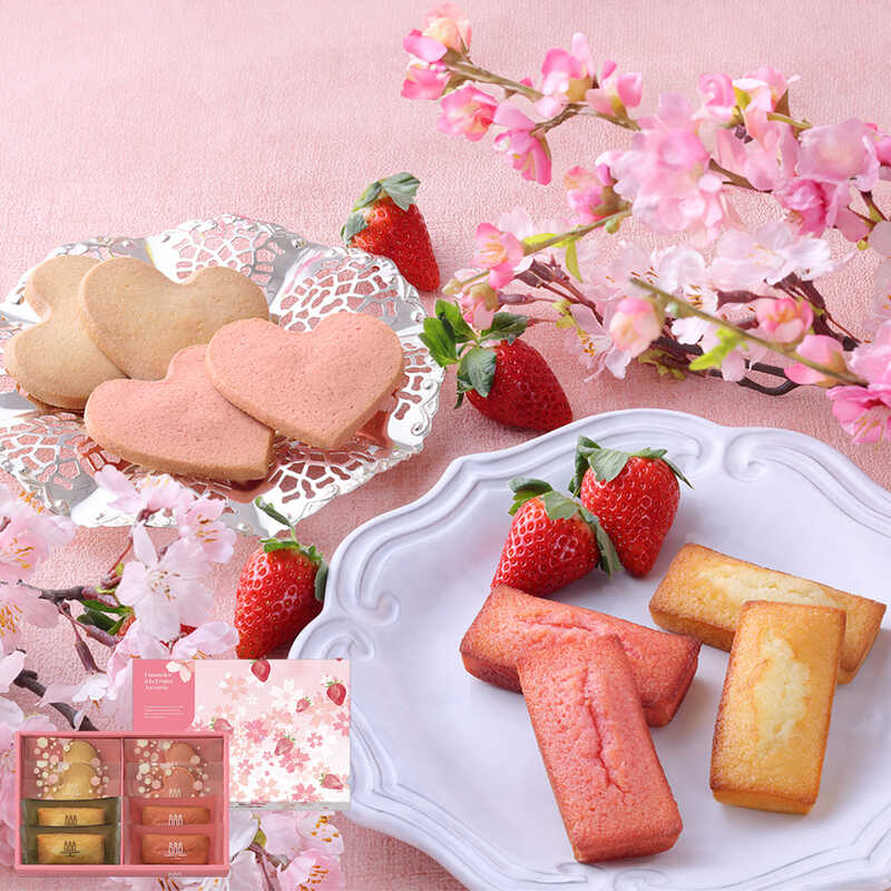ベビーグッズも大集合 80850642_1.jpg 菓子