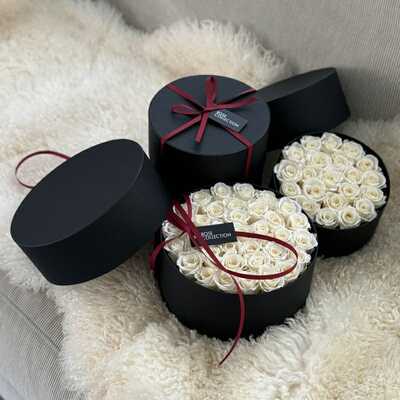 プリザーブドフラワー　ホワイト　エターナルローズＢＯＸ　Ｍ