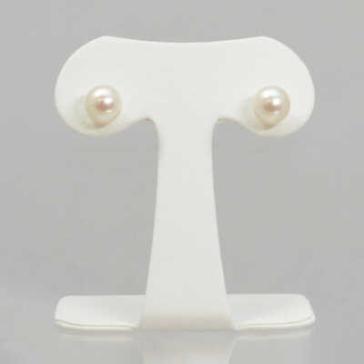 アコヤ真珠（９．０ｍｍ）ピアス
