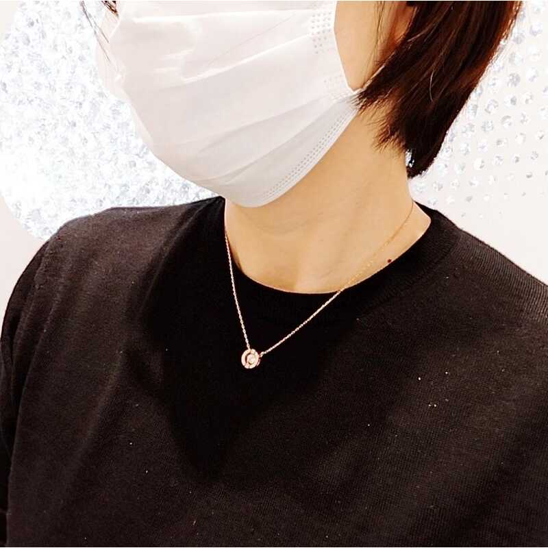 【付属品有】SWAROVSKI スパークリングダンス ネックレス ゴールドカラー