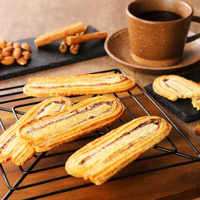 【正規逆輸入品】 ギフトセット（リーフパイ20枚入、バタークッキー4袋 菓子
