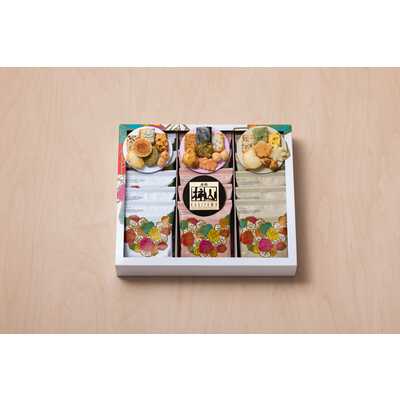 【歴代パンダノベルティ(シャオシャオ)】付き ななこ