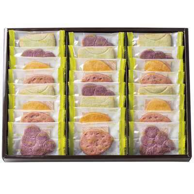 【上野パンダファミリー　しおり　リーリー・シンシンＶｅｒ．】付き　果実サブレ２４枚入