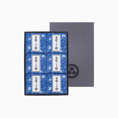 【上野パンダファミリー　しおり　シャオシャオ・レイレイＶｅｒ．】付き　栗鹿ノ子ミニ　６個