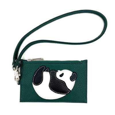 【パンダ来日５３周年記念　クリアカード（全１１種）】付き〈パンダ〉レザーマルチケース